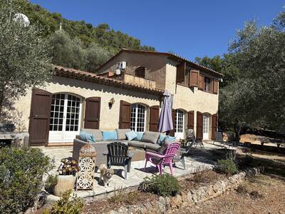 Vente maison 5 pièces Spéracèdes (06530)