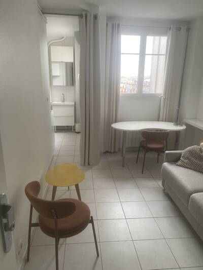 Location appartement studio Paris 16e