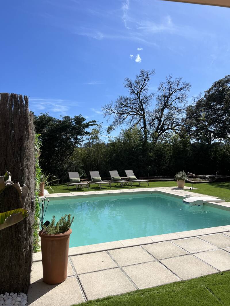 Grimaud (83310)