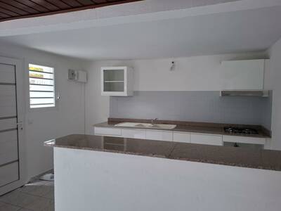 Location appartement 5 pièces Les Abymes (971)