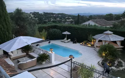 Fréjus (83600)