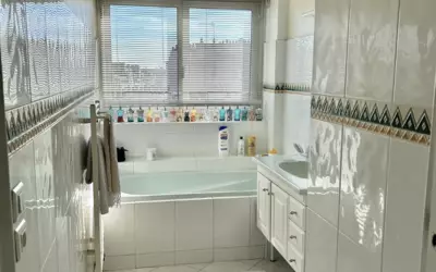 Appartement 5 pièces 129 m² · à Paris 16e · 129 m² · 1 250 000 €