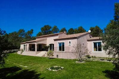 Vente maison 5 pièces Bagnols-en-Forêt (83600)