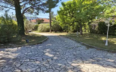 Aubagne (13400)