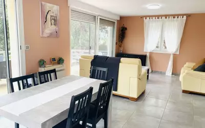 Biot (06410)