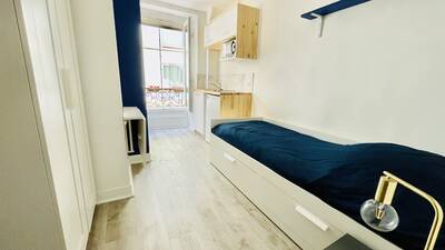 Location appartement studio Paris 18e