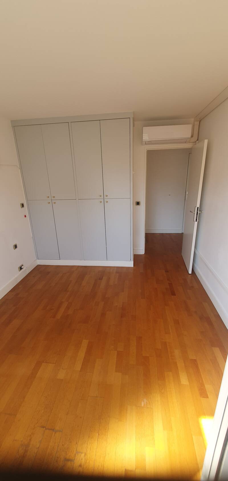 Suresnes (92150)