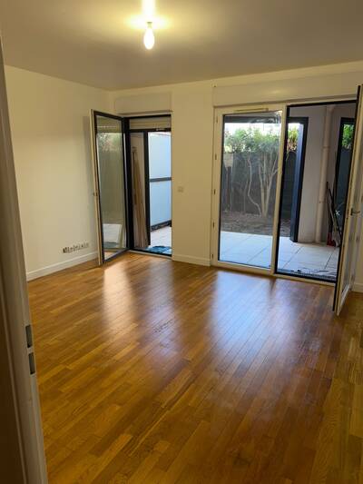 Location appartement studio Issy-les-Moulineaux (92130)