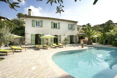 Vente maison 9 pièces La Gaude (06610)