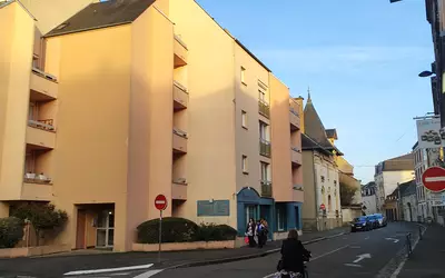 Chartres (28000)