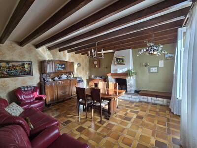 Vente maison 8 pièces Cossé-le-Vivien (53230)