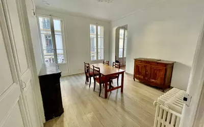 Toulon (83000)