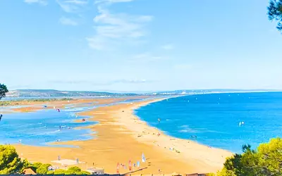 Un Espace À Façonner Face À La Mer