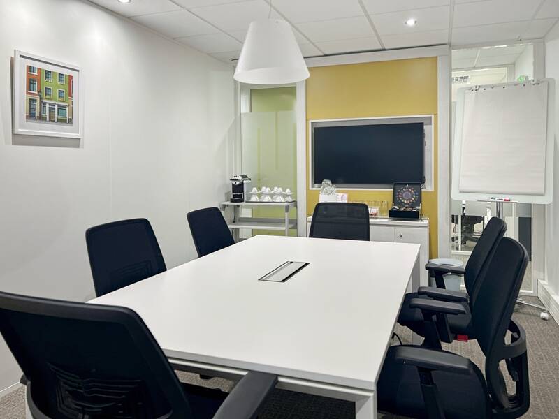 Bureaux, local professionnel Reims - 20&nbsp;m² - 1.189&nbsp;&euro;