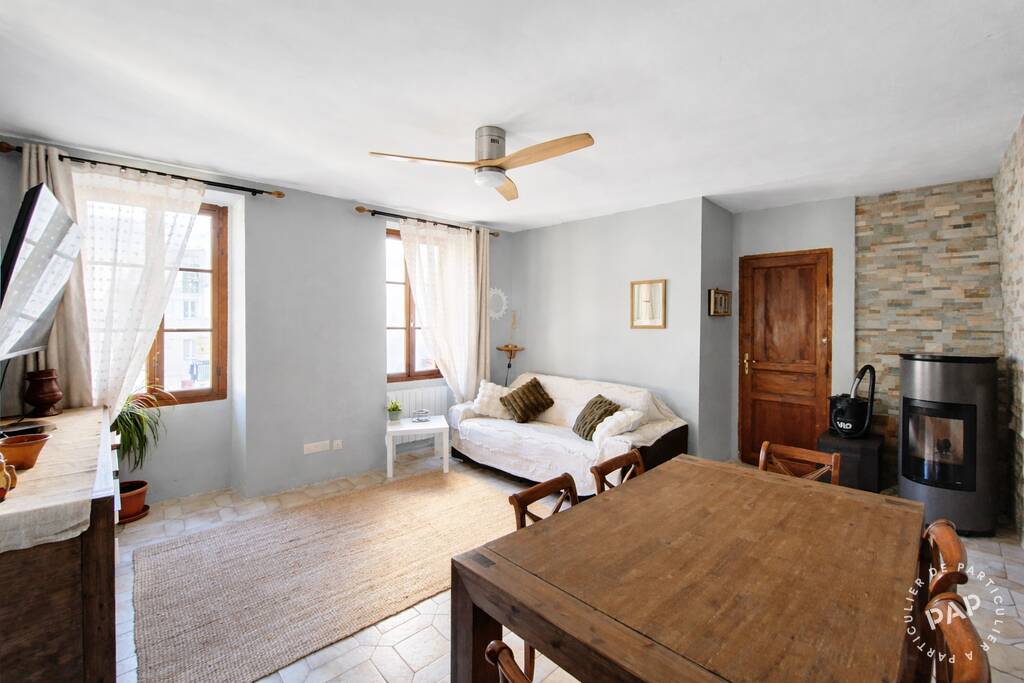 appartement à Contes