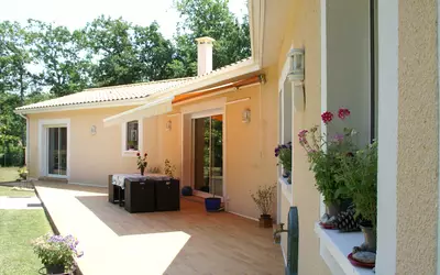 Excellent État Beau Jardin- A 15 Min Des Plages Océanes-