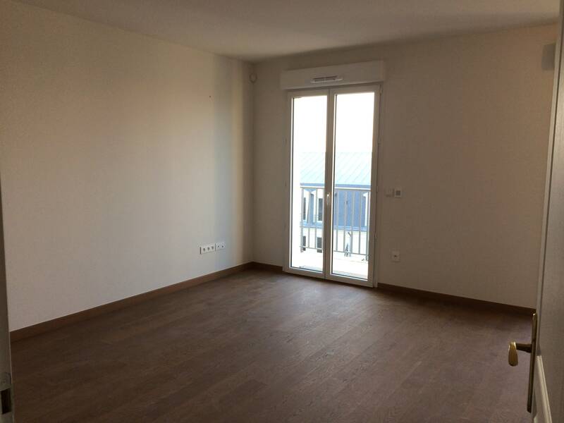 Puteaux (92800)