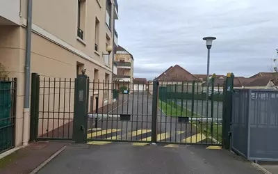 Coulommiers (77120)