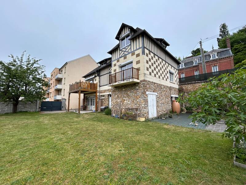 Brionne (27800)