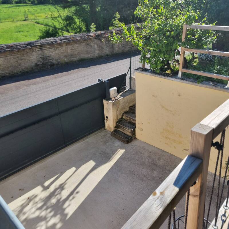 Velars-Sur-Ouche (21370)