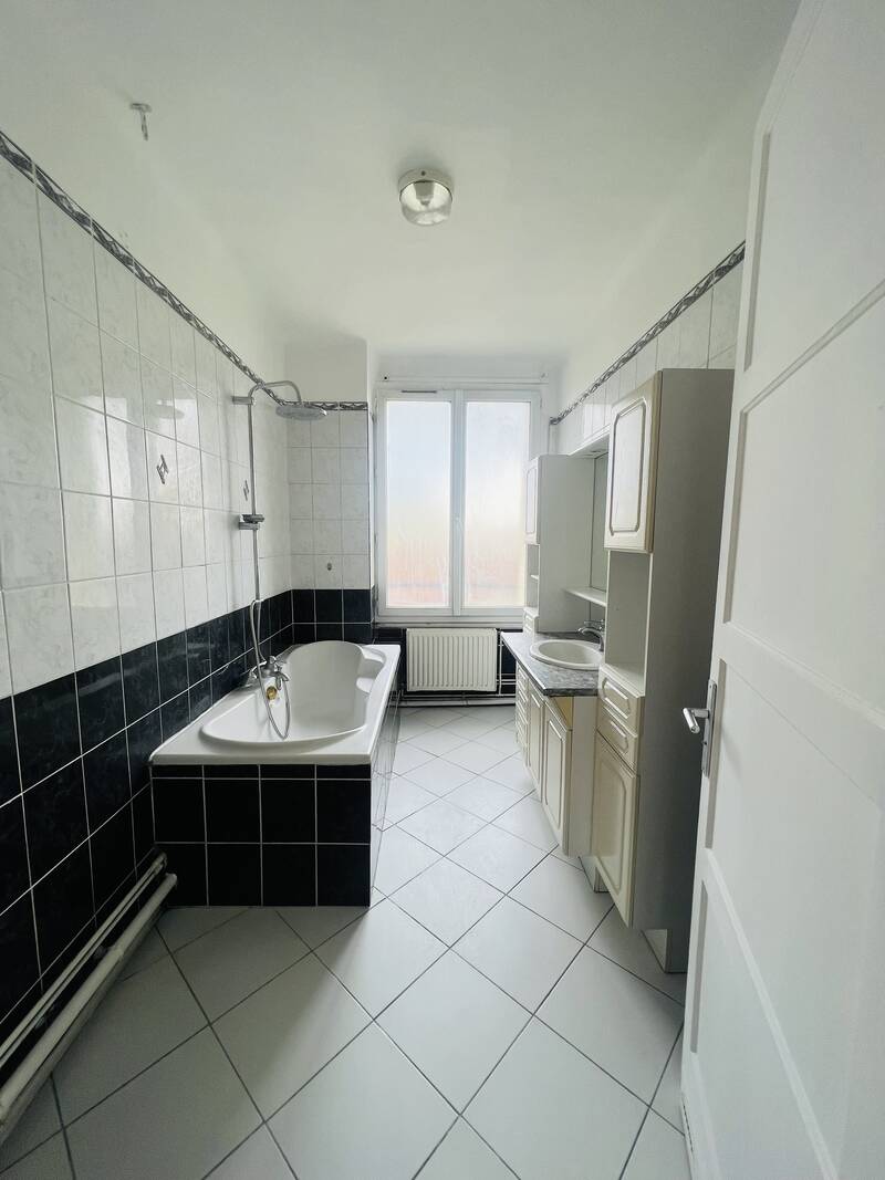 Varennes-Sur-Seine (77130)