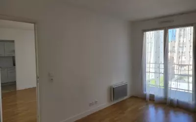 + Balcon 7,64M² Vanves (92170)