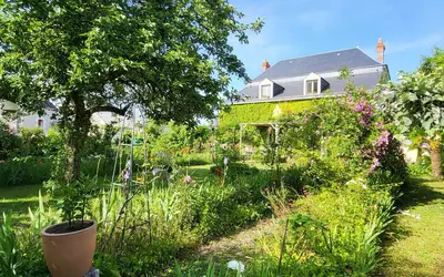 À 10Km De Loches