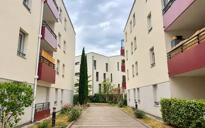 Meyzieu (69330)