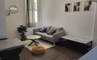 Toulon (83000)