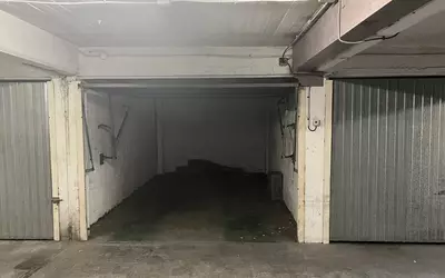 Parking Paris 15E · 33 000 €