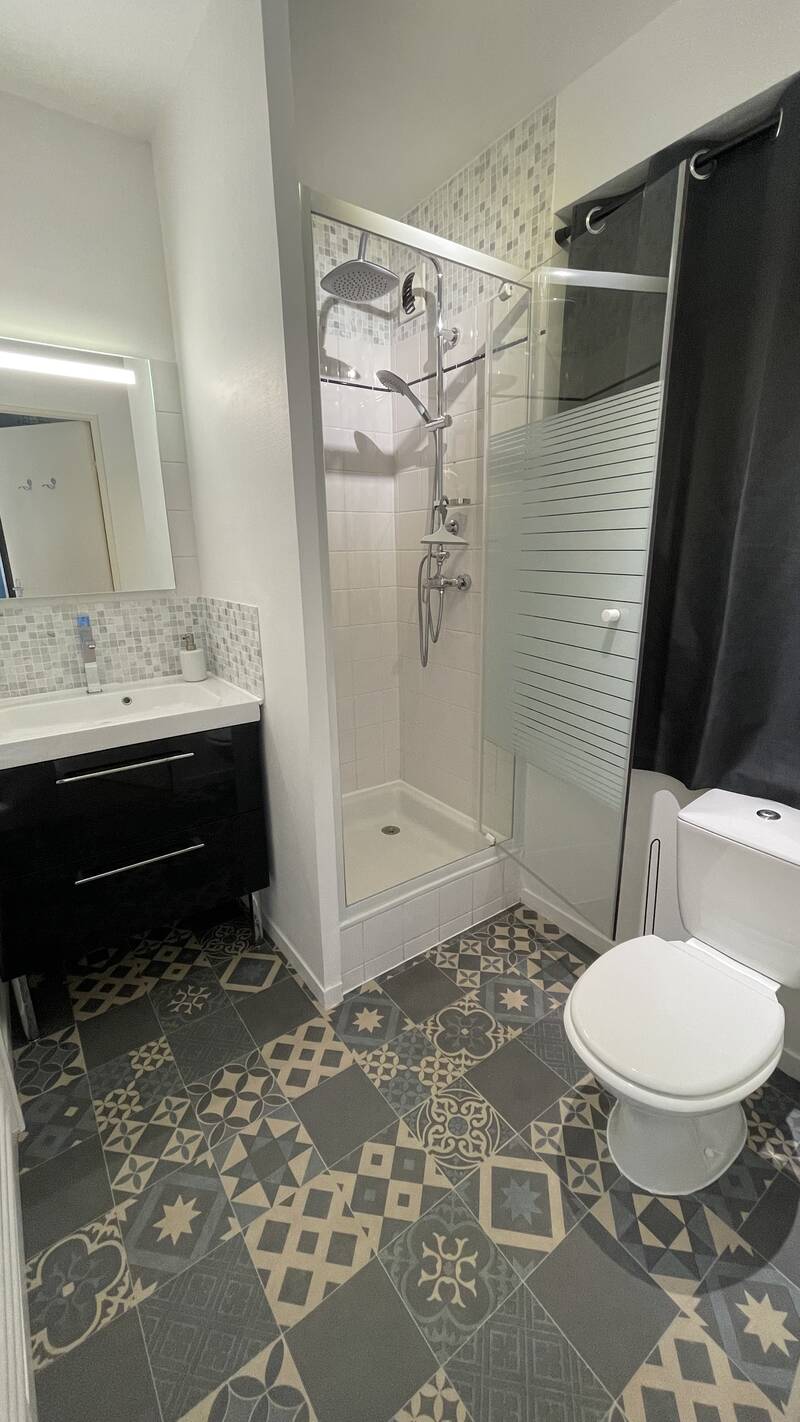 Angers (49000)