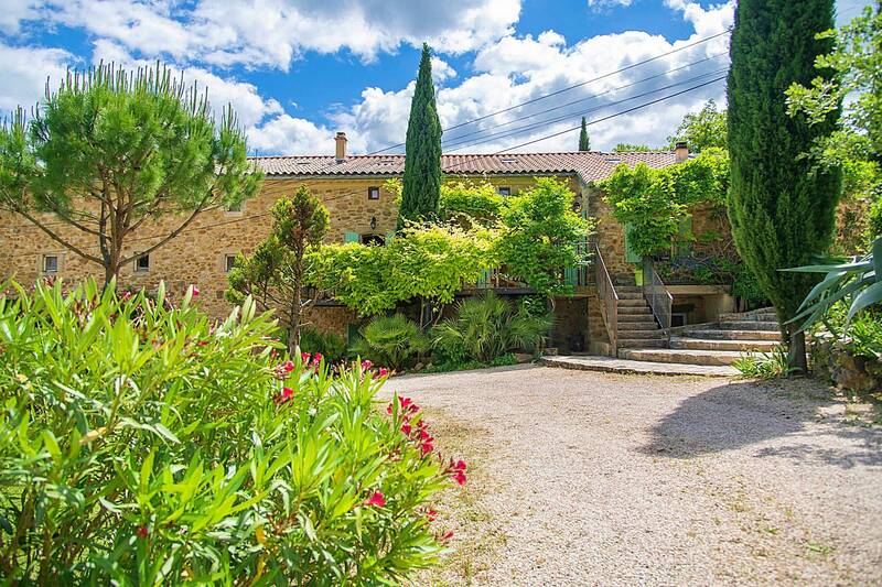 Uzès