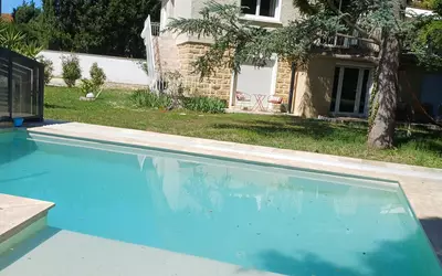 Avignon (84000)