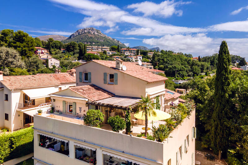 Vence (06140)