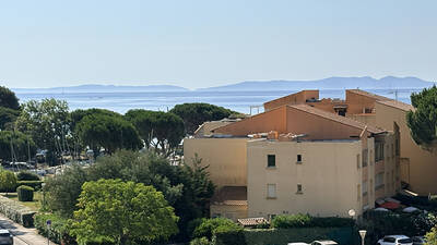 Vente appartement 4 pièces La Londe-les-Maures (83250)