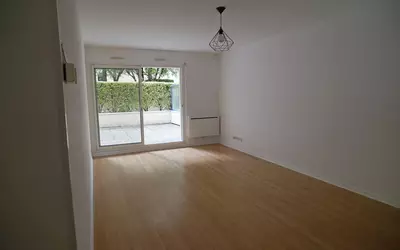 Nantes (44000)