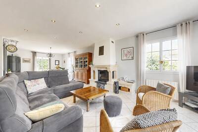 Vente maison 8 pièces Saint-Michel-sur-Loire (37130)