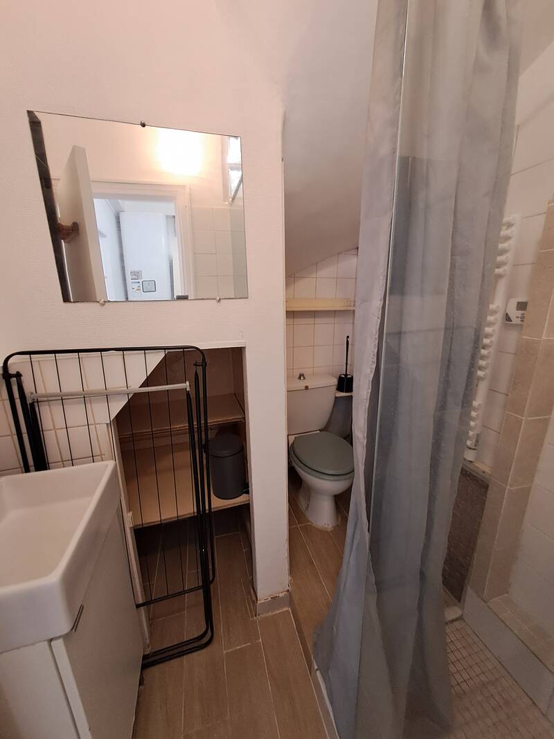 Mandres-Les-Roses (94520)