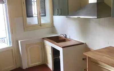 Nîmes (30000)