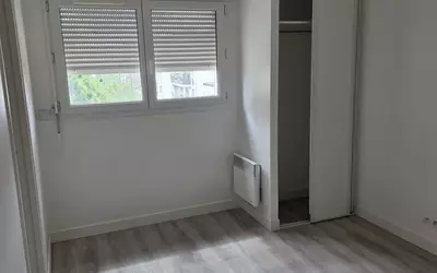 Puteaux (92800)
