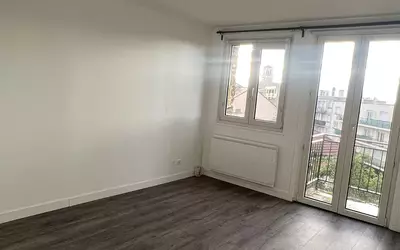 Vaires-Sur-Marne (77360)