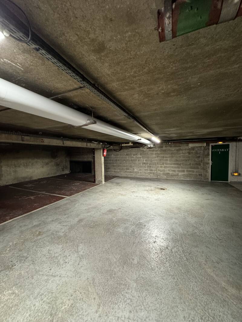 Issy-Les-Moulineaux (92130)