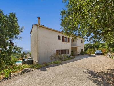 Vente maison 8 pièces Mons (83440)