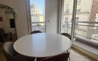 Nantes (44000)