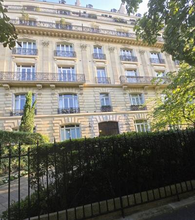 Location appartement studio Paris 16e