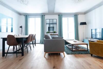 Location appartement 2 pièces Paris 18e