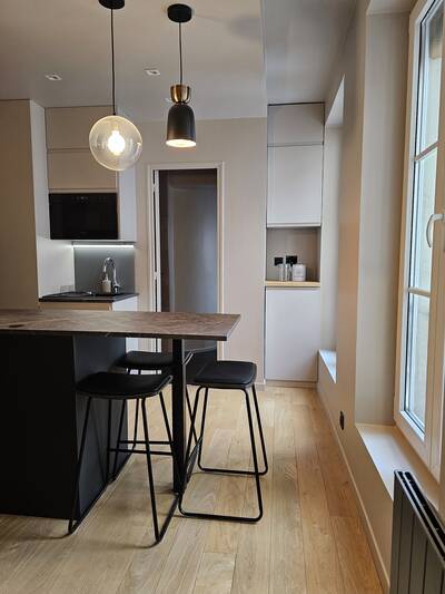 Location appartement 2 pièces Paris 7e