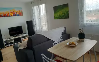 Fréjus (83600)