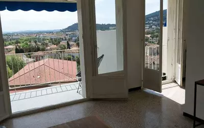 Hyères (83400)
