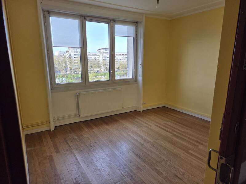 Nantes (44000)